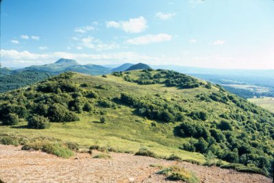 Auvergne. Chaîne des puys : puy de la Coquille Le puy de la Coquille (ou puy de Toux)