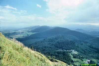 Auvergne. Chaîne des puys Sud : depuis le Puy-de-Dôme La Chaîne des Puys Sud vue du Puy de Dôme