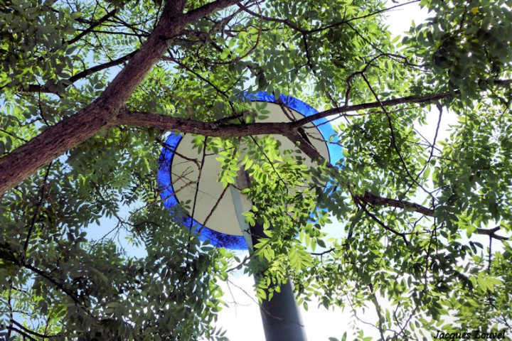 Objet lumineux non identifié