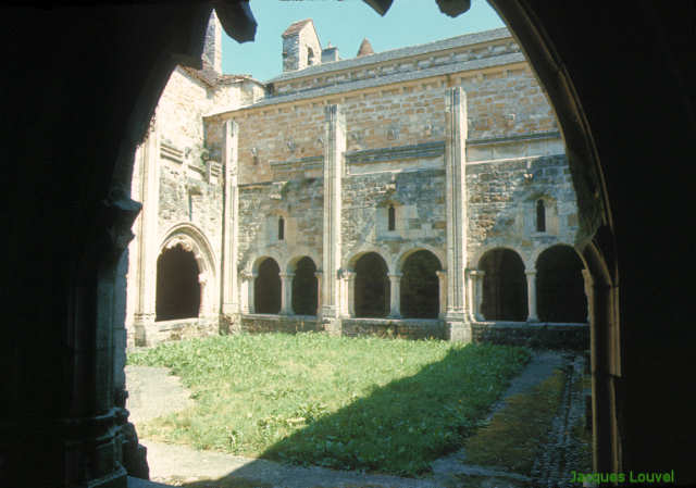 Carennac (Lot) : le jardin du cloître en 1970