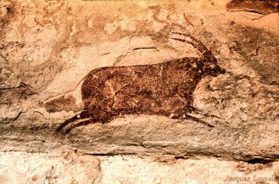 Scène de chasse à l'antilope (détail) - fresques de Jabbaren, Tassili n'Ajjer Tassili n'Ajjer : Jabbaren, scène de chasse à l'antilope - 3