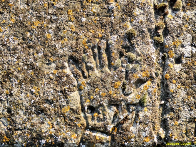 Graffitis sur les remparts du château de Caen